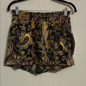 Elegant Paisley High Waist Women's Shorts